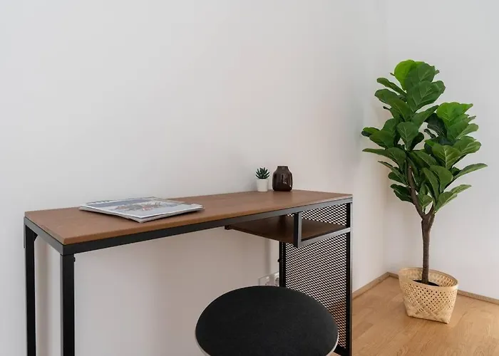 Hm • Sleek 1br With Balcony * Wiedeń