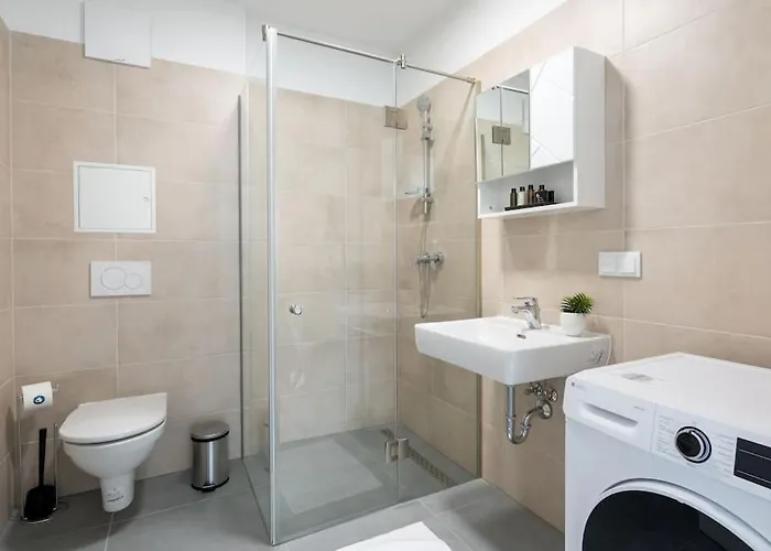 Hm • Sleek 1br With Balcony * Wiedeń