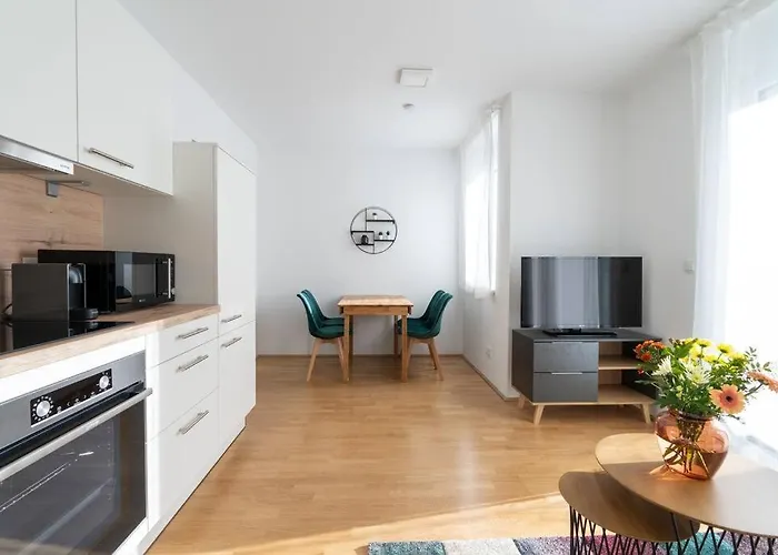 Apartament Hm • Sleek 1br With Balcony Wiedeń