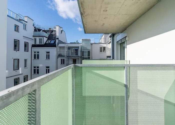 Hm • Sleek 1br With Balcony * Wiedeń